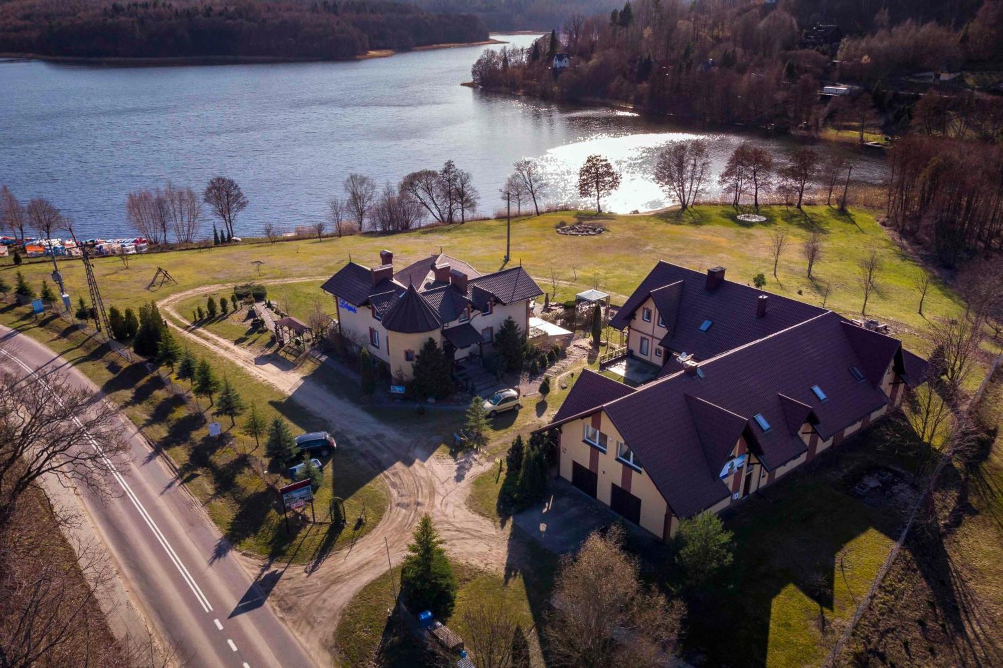 Pensjonat Nad Jeziorem Lakeside Brodnica Dolna Екстер'єр фото